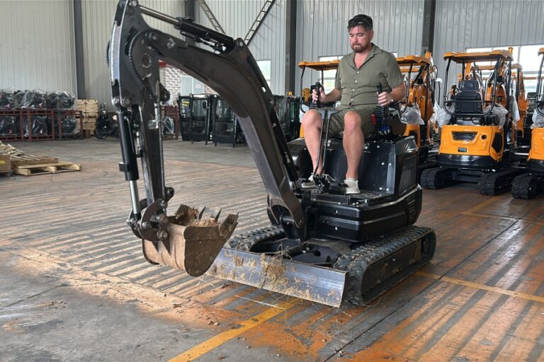A Mini excavator agent from France