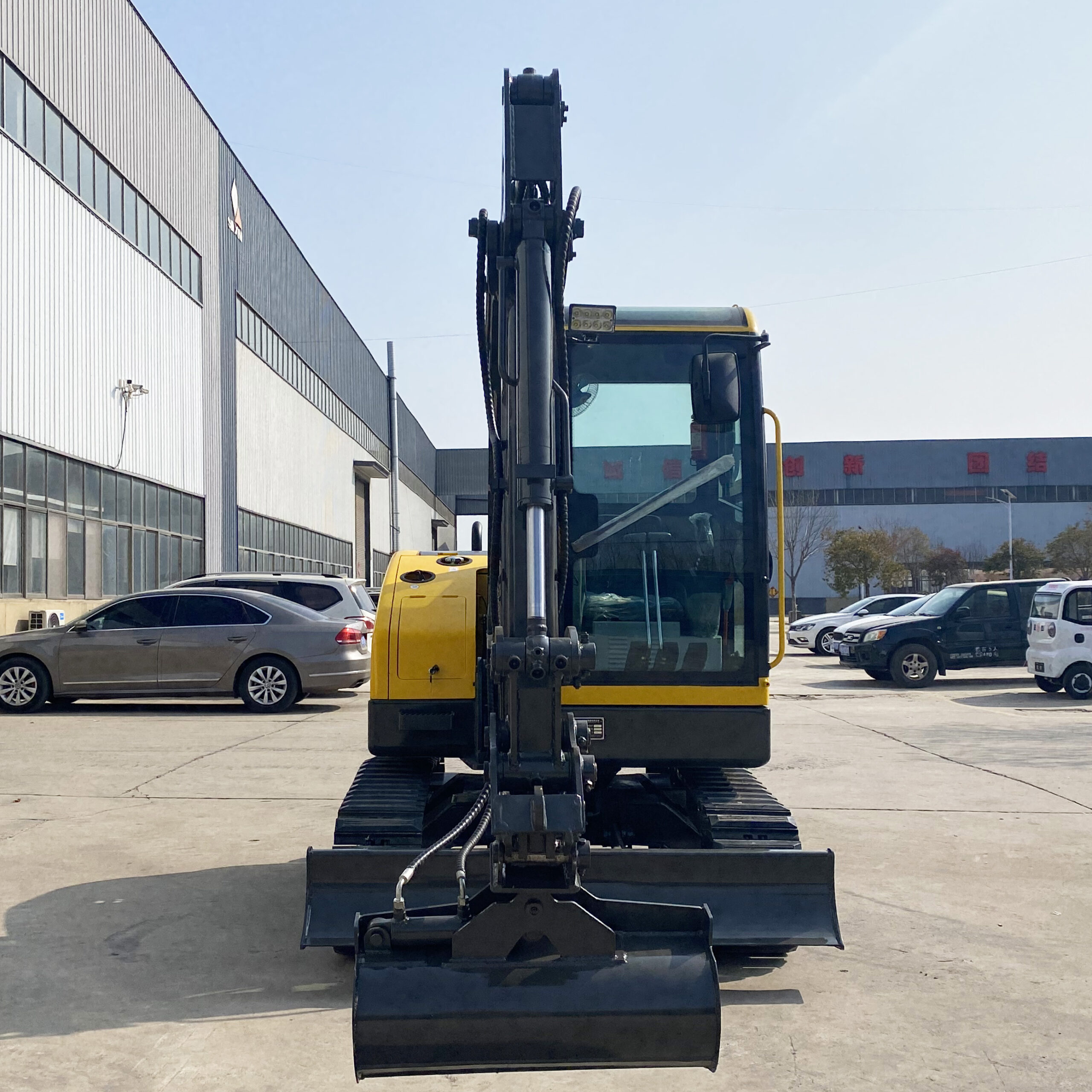 4 ton mini excavator - Image 5